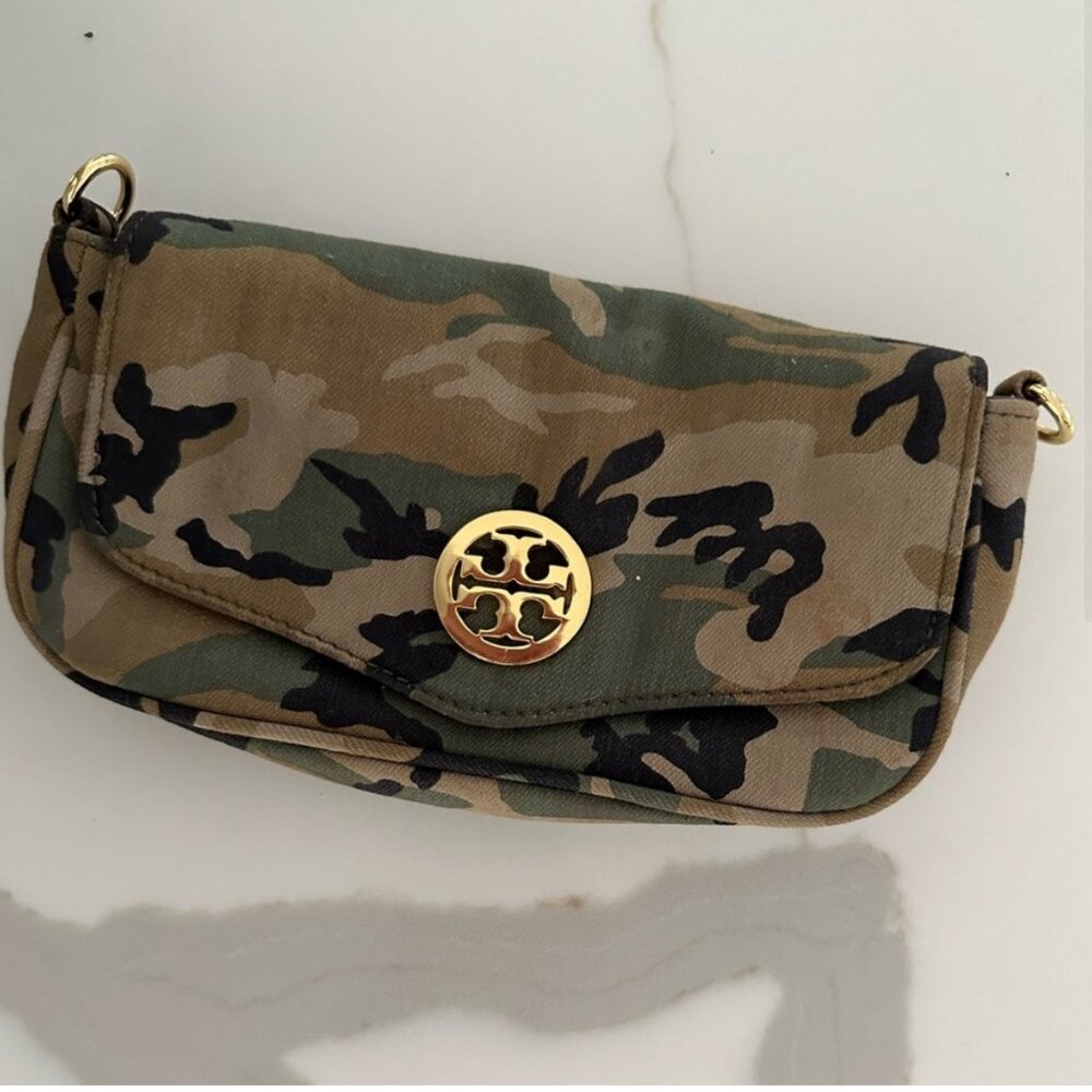 Tory Burch Camo Clutch / Wallet